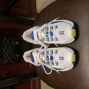 Avia Running/ Walking Shoes